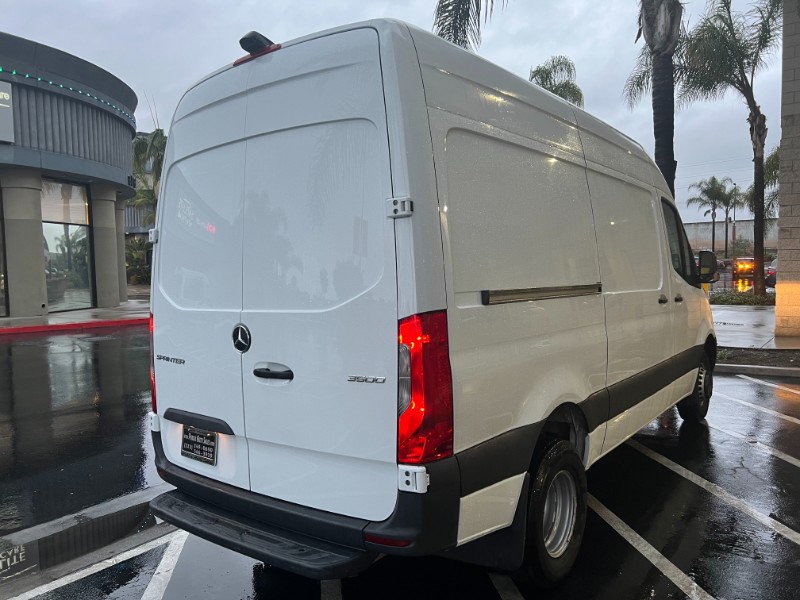 AutoPablos's tweet photo. Looking To Upgrade?

😈 Check out this 2019 Mercedes-Benz Sprinter Cargo 3500
@ https://t.co/zSeZM62ylq

😈 Apply for finance in less than 5 minutes
@ https://t.co/yy3zrrUrav https://t.co/RPkwbHl0G2