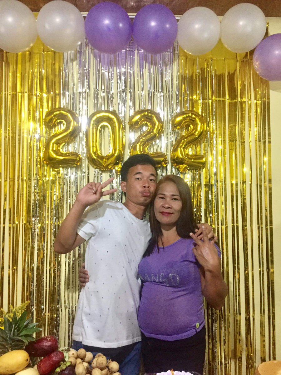 sinseverous's tweet photo. Flexin my supermom!! https://t.co/2lXckJwl7g
