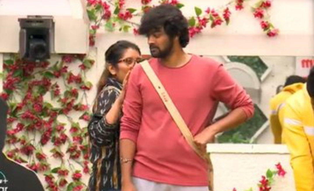 #PRIYANKA's GETHU LOOK ♥️🔥
#PRIYANKA & #RAJU ENTERTAINING COMBO 💯🔥
REAL MANKAATHA VIBES 🔥🔥🔥
#BiggBossTamil5