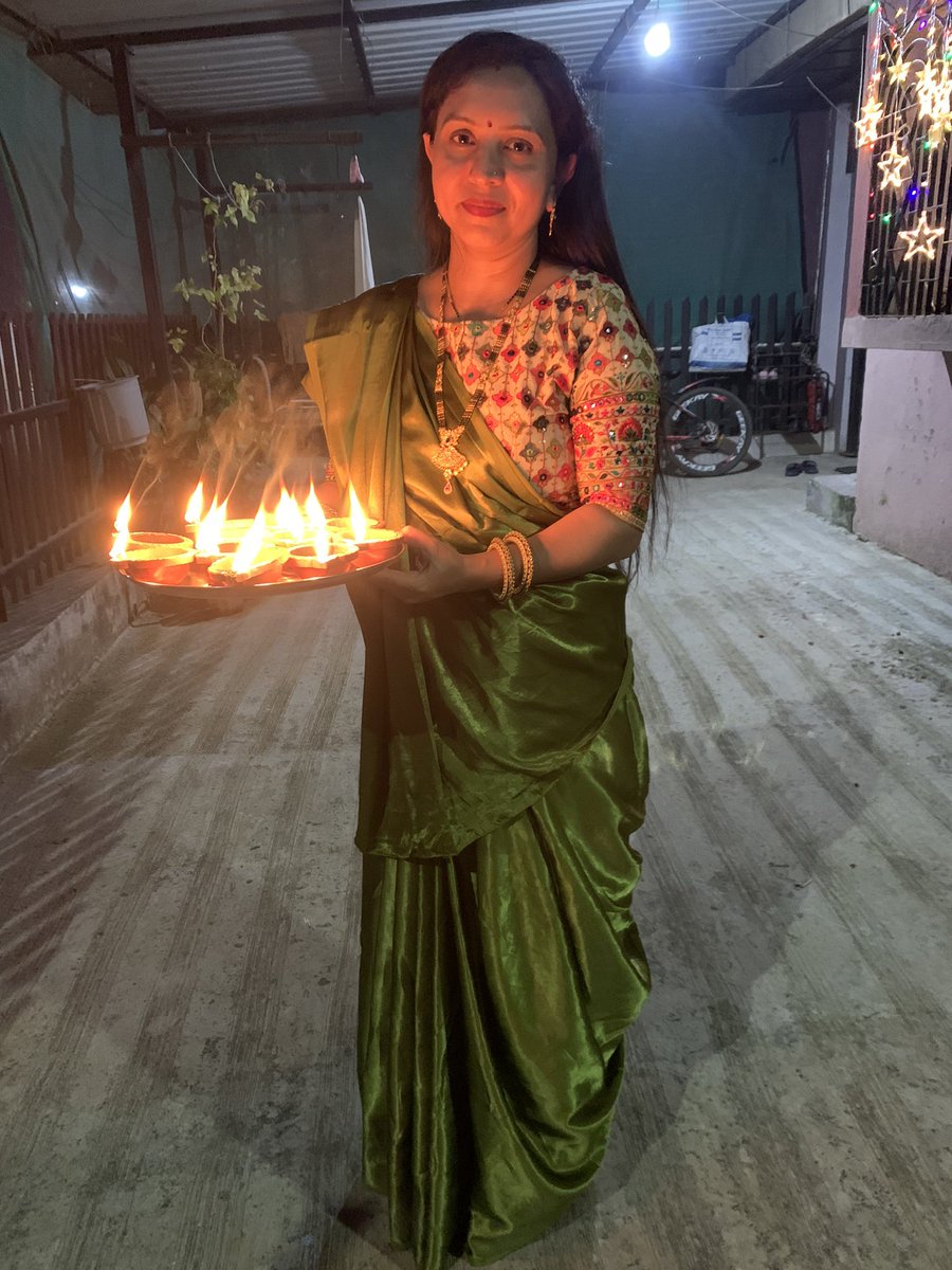 jignesh_devani's tweet image. Wishing a lovely birthday to my soul mate, love and supporting partner JAYSHRI 💐💐💐💐💐🎂🎂🎂🎂🎂🎉🎉🎉🎉