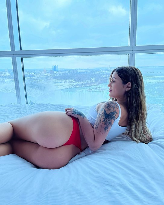 Cosy Noumy ☁️ https://t.co/TMSFJ1WO8m