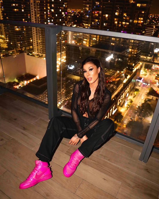 TW Pornstars - Lotus Bombb. The most liked pictures and videos from