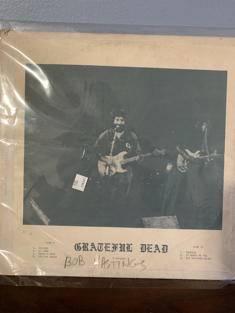 Any #deadheads out there know anything about this bootleg? I found it on tour at an antiques store in Bisbee AZ, seemed like a score but I know pretty much nothing