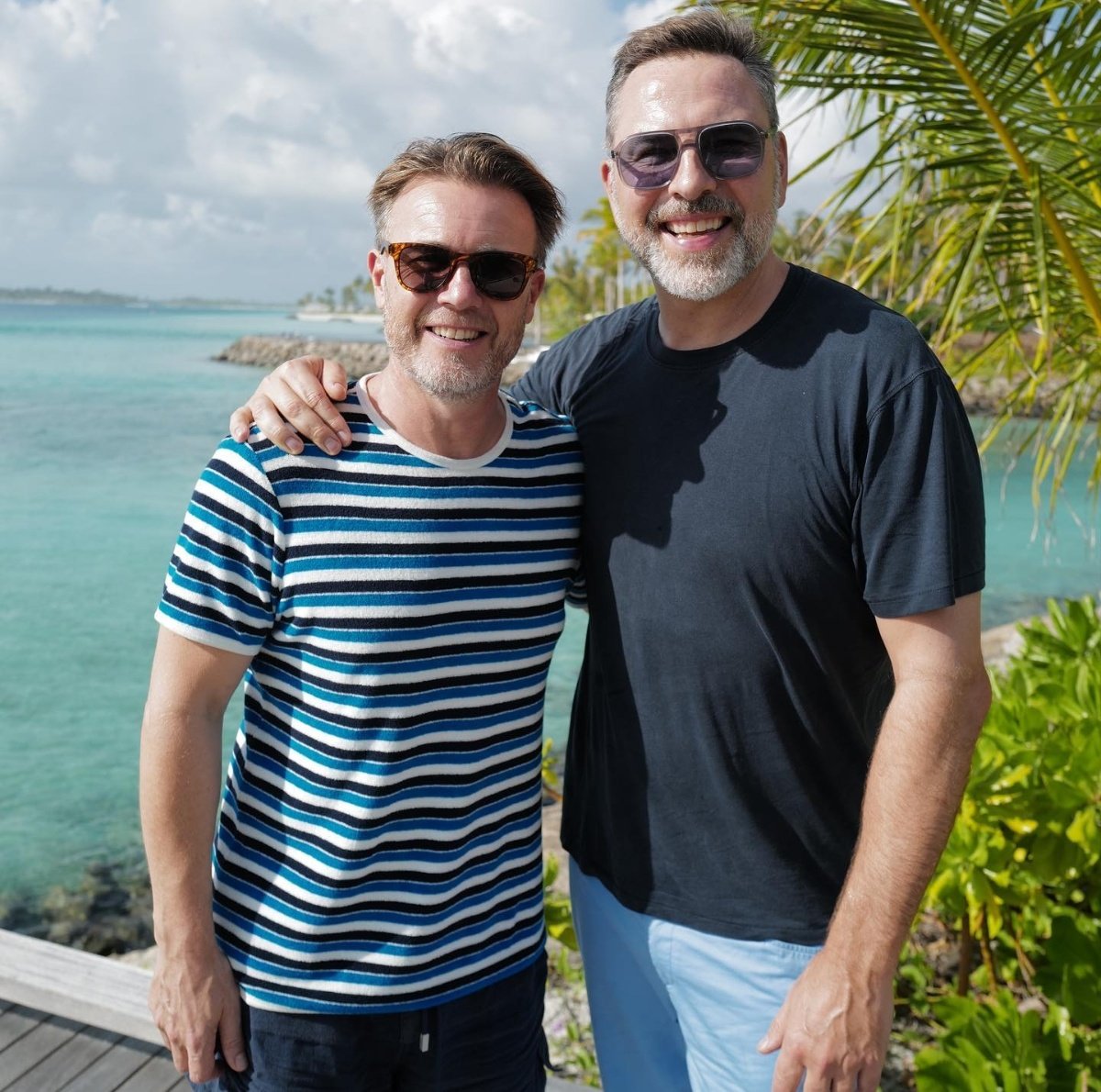 Garyismyhero's tweet photo. #Instagram(- &amp; story) #😎 #DavidW #view #☀️ @GaryBarlow

https://t.co/D0jCrIlZQw https://t.co/1yz1VeJ1RQ