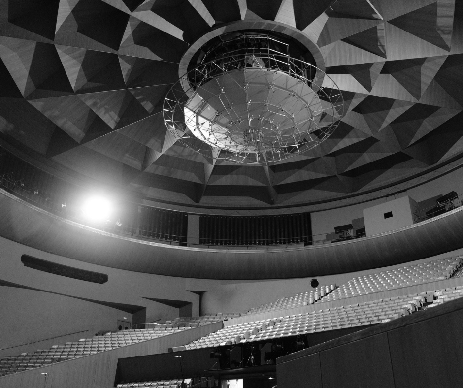 StageAudioWorks's tweet image. Enhanced clarity for music & speech, right-to-the-back coverage and sensational directivity control @Maestranza, thanks to a @dbaudiotechnik  #VSeries installation. Bonus points for good looks? 
Full detail here: bit.ly/3G8DltW #ProSound #ArrayProcessing #dbaudio