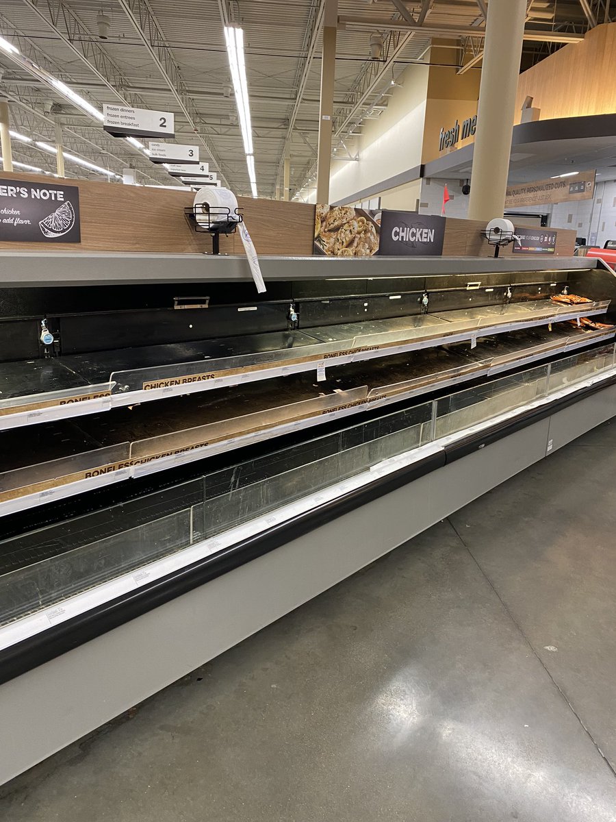 wxornotBG's tweet photo. Good thing that Winter Storm Warning was issued. We wouldn’t have wanted all that bread and chicken to go to waste. https://t.co/cFjiK5Azn0
