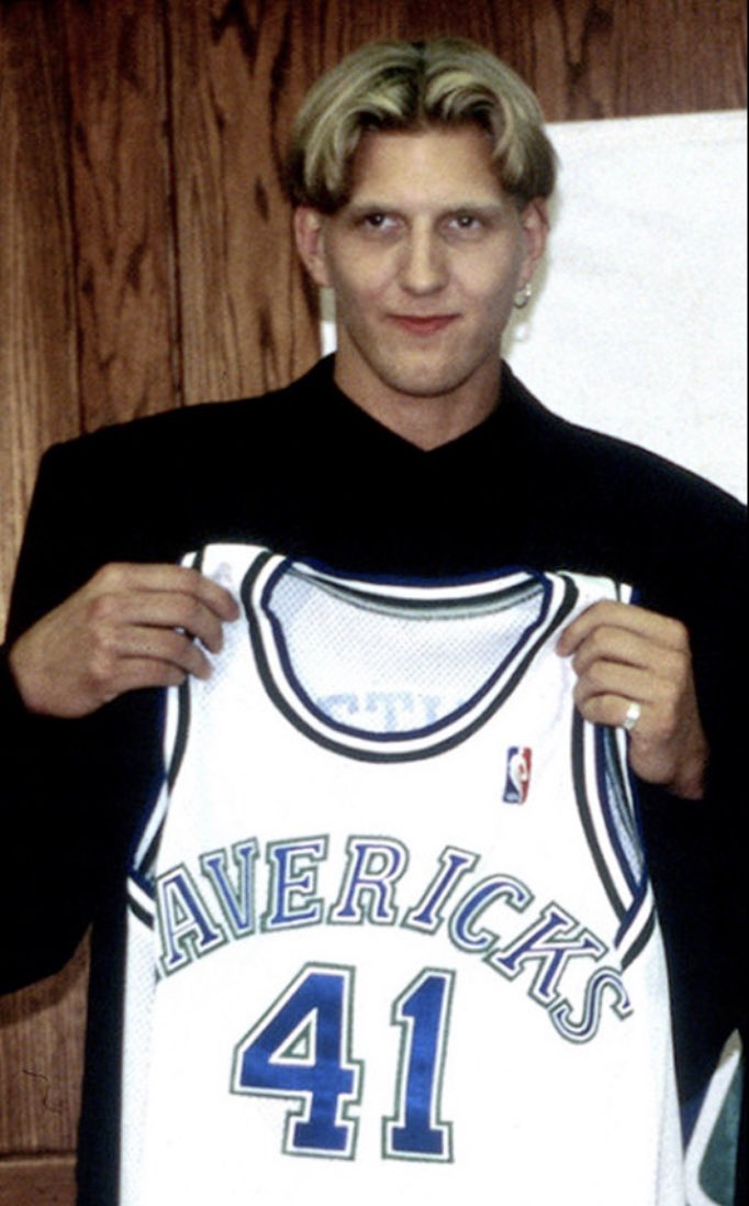 Ballislife's tweet photo. Then &amp; Now: Dirk (1998 &amp; 2022) #41Forever https://t.co/A66fsUPLRJ