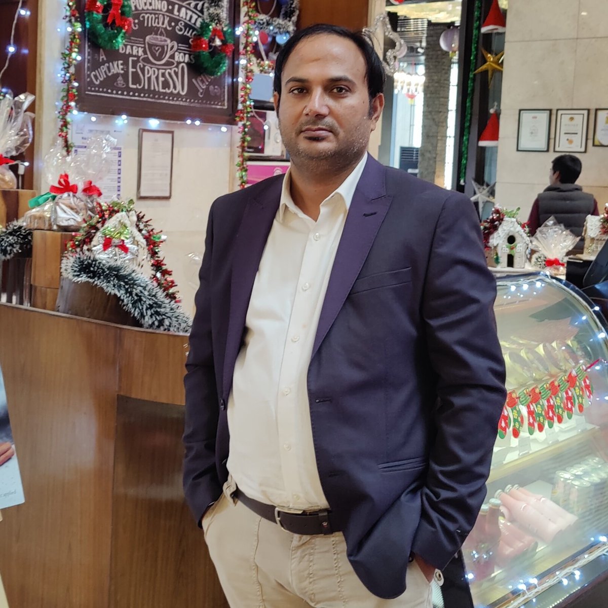 hardikatul's tweet photo. #NewProfilePic https://t.co/ano7oeMz22