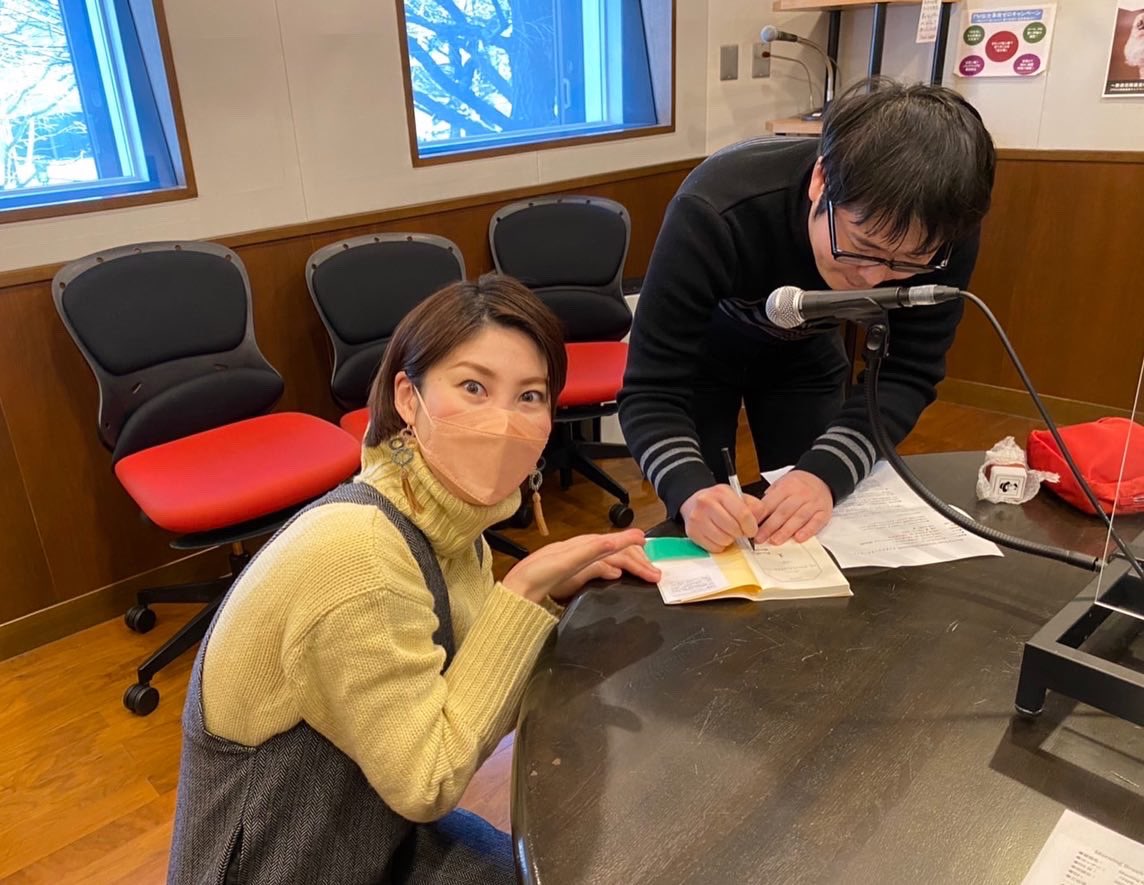 kaoru_funakura's tweet photo. 「なぜ、そのウイスキーが死を招いたのか」(光文社文庫)が話題！
仙台在住のミステリ作家 三沢陽一さんが #モニブラ に登場！

#datefm Morning Brush 
1/6(木)9:15頃〜

とーっても気さくな方でした☺️
ウイスキー愛好作家🥃による
本格ウイスキーミステリー✨

舞台は仙台の街。
謎に酔ってください🥃 https://t.co/JgsmCegWFQ
