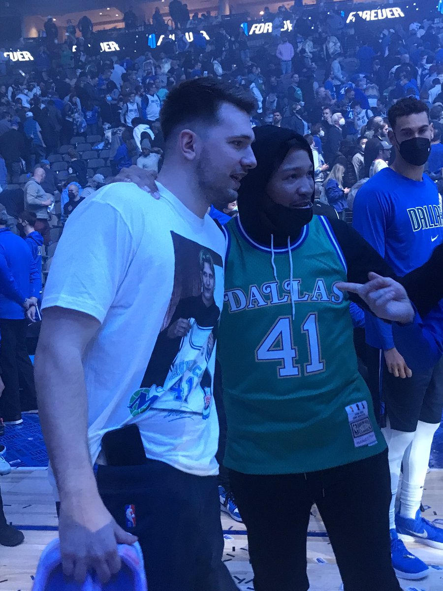 Forever_Dallas tweet media