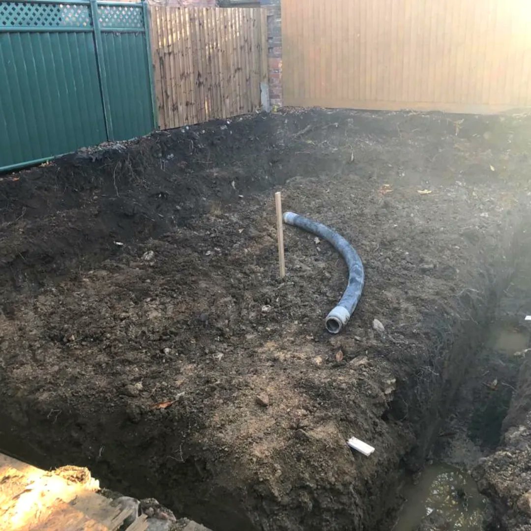 ajbryanuk's tweet photo. Swipe to see before. 👉

Try and guess how much concrete we needed to use to fill these footings in the comments?👀

We are seeing great progress on this project, so stay tuned to see more pictures!

#concrete #concretelife #concretedesign https://t.co/0mGkgJtT36