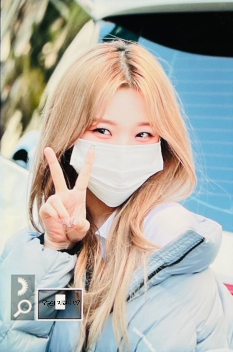 220106 출근 PREVIEW

스무살인데 아기임..

#프로미스나인  #fromis_9  #백지헌 #지헌 #jiheon