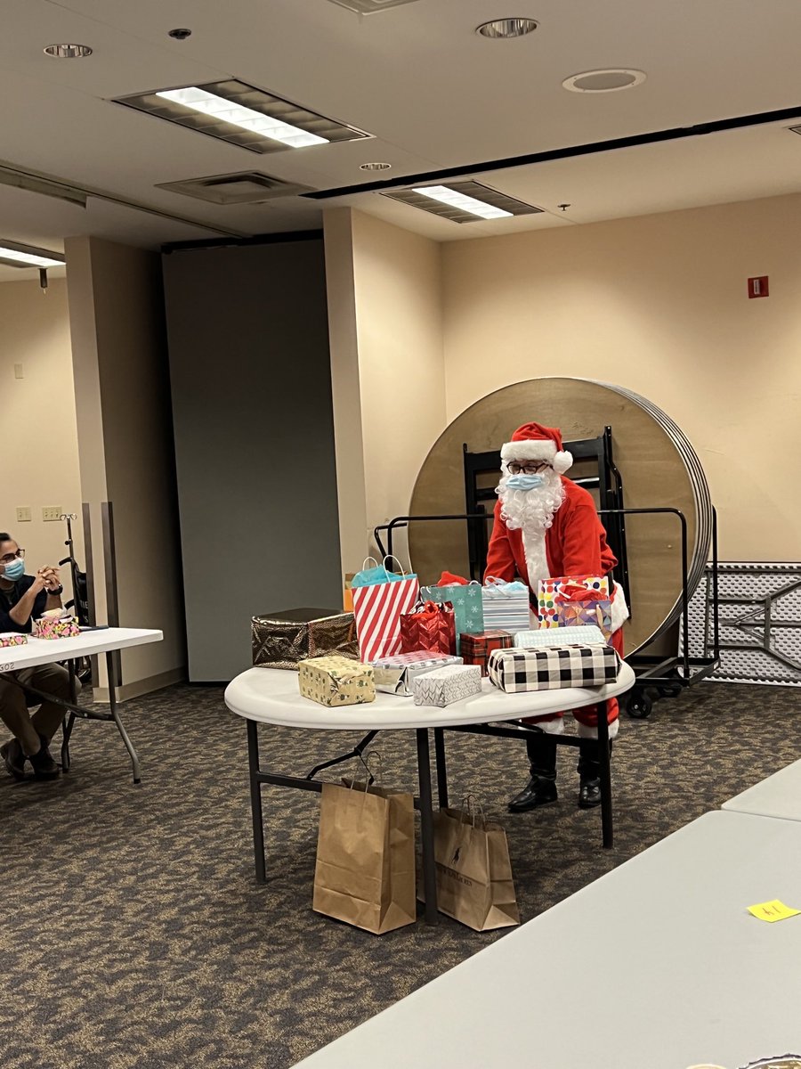 STMH_IMRes's tweet photo. Merry Christmas from masked Santa (who also happens to be our chairman) and good luck to all the candidates. Stay safe and #maskup https://t.co/CK29sjOJif