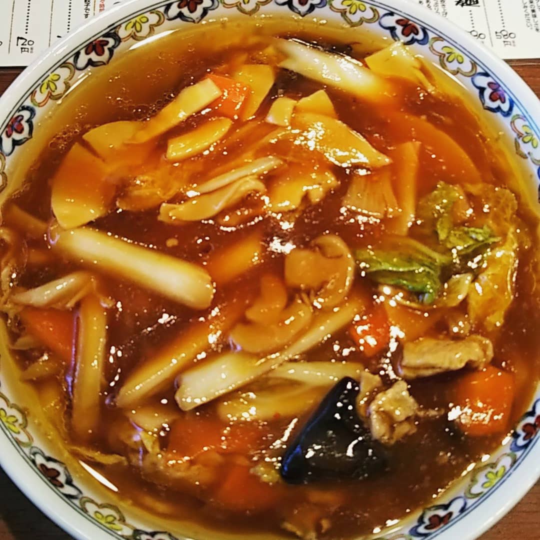 ほぼ２週間ぶりに家から出て、 今年最初のラーメン食い初め🍜 広東麺 780円