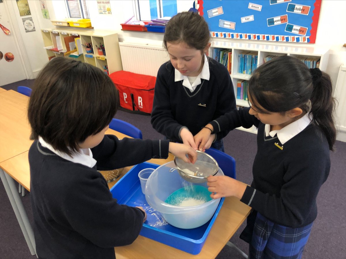 StMarysScienceD's tweet photo. Year 5 has started their separating materials topic and this week they were looking at how different sized solids can be separated by sieving. Have a look in your homes to see where you use sieving everyday #chemistry #separatingmaterials #scienceinthehome https://t.co/c9K1jxOOnf