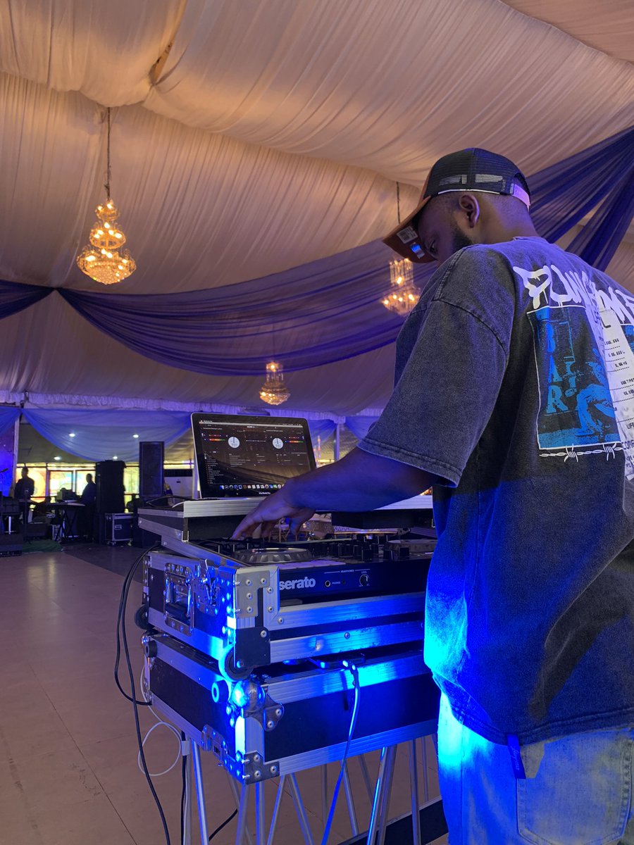 iamdjbazz's tweet photo. Back like I never left…. #bazzified https://t.co/Rn7dvHuR4T