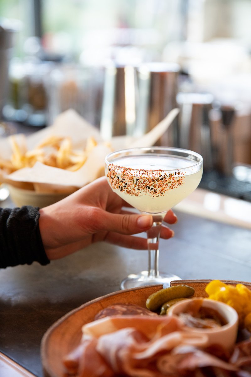 Retreat from the wintery city with our Sip &amp; Savor menu, available from 5pm to 7pm Wednesday through Friday in the lobby, with a reduced rate on wine, beer, signature cocktails, and other delicious light bites.