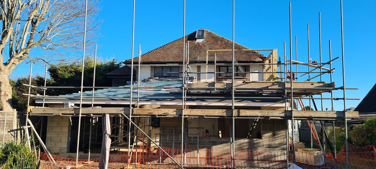 The second floor bedroom extension is starting to take shape at our Middleton extension. 

This property will look beautiful in the coming weeks. 

#msbc #construction #chichester #westsussex #visitsussex