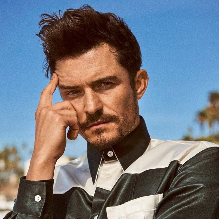 Happy 45th Birthday to Orlando Bloom!! 