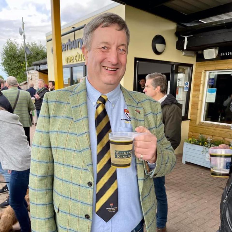 We are deeply saddened at the passing of David Foster (Fozzie) 1966 - 2022 - cantrugby.co.uk/news/david-fos…