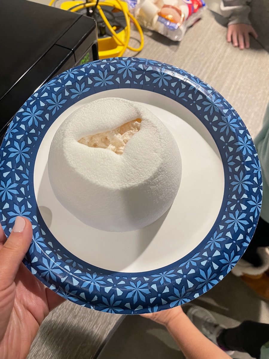 CANFossier2nd's tweet photo. Discovering the changes of heat to a marshmallow in science today!! https://t.co/rpI0nOKBrM