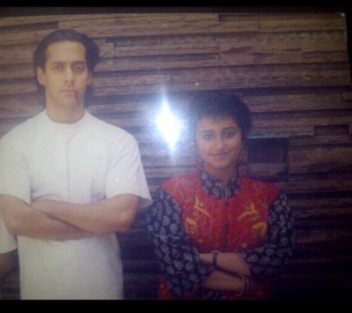 ★I Had a Huge Crush on Salman Khan and #MPK had just released. My uncle was a dir. I requested him to get me a pix with #SalmanKhan and around that time,I also had a strong inclination towards becoming an actor. 

After Many Years,I Shot with Salman Khan in a film.-#DivyaDutta
