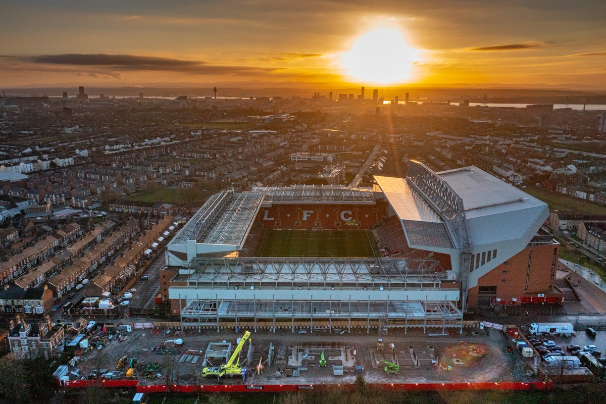LFC's tweet photo. The scene is set for tonight’s semi-final 📸😍 

#LIVARS https://t.co/CCyf8j0YgE