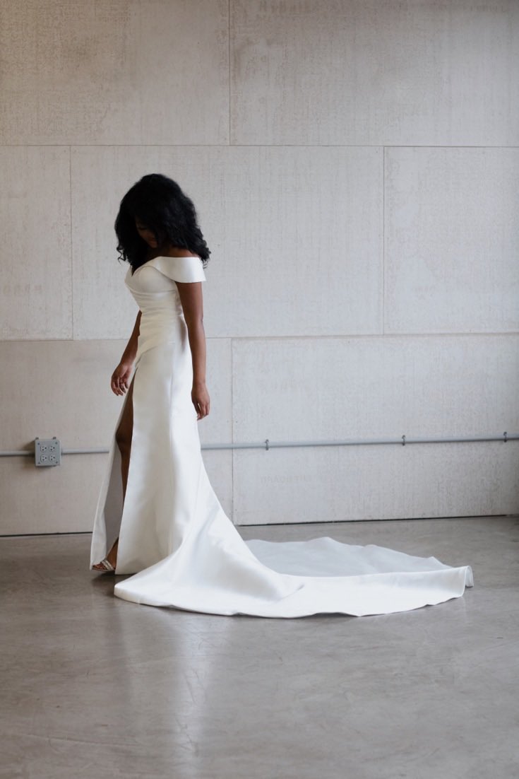 A slit? For your glass slippers of course? 🤍 #BrynnGown by #KeoBridal