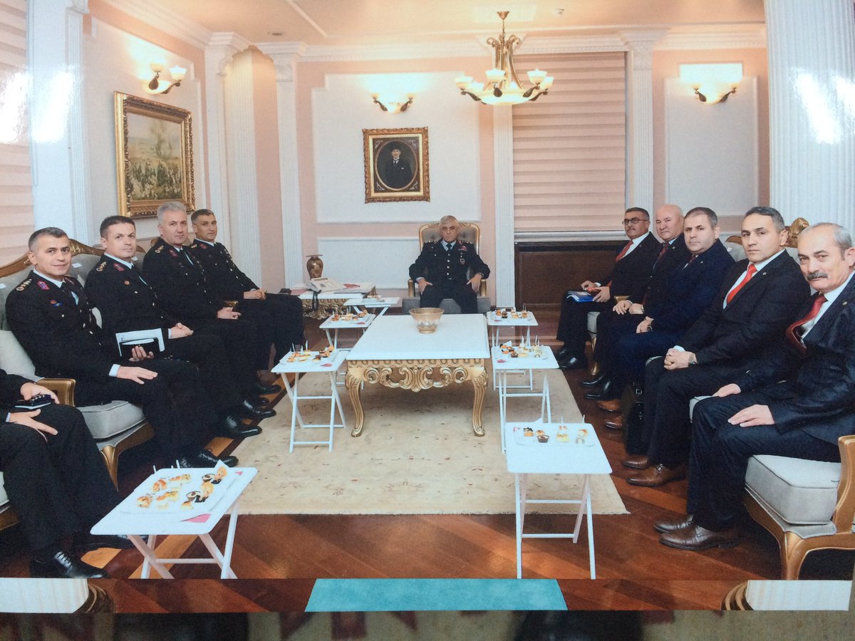 #UzmJandarmalaraSözVerildi 
✔3600 Ek Gösterge
✔Okulun filli hizmetten sayılması
✔STATÜ veya İsim ve Rütbe Değişikliği istiyoruz.
<a href="/RTErdogan/">Recep Tayyip Erdoğan</a> <a href="/dbdevletbahceli/">Devlet Bahçeli</a>
<a href="/Mustafa_Destici/">Mustafa Destici</a> <a href="/Akparti/">AK Parti</a> <a href="/MHP_Bilgi/">MHP</a> <a href="/bbpgenelmerkez/">BÜYÜK BİRLİK PARTİSİ</a> <a href="/suleymansoylu/">Süleyman Soylu</a> <a href="/UlviYonter/">Dr.İzzet Ulvi YÖNTER</a> <a href="/mehmetersoy57/">Mehmet Ersoy🇹🇷</a> <a href="/jandarma/">T.C. Jandarma Gn. K</a> <a href="/TSKGnkur/">TSK</a>