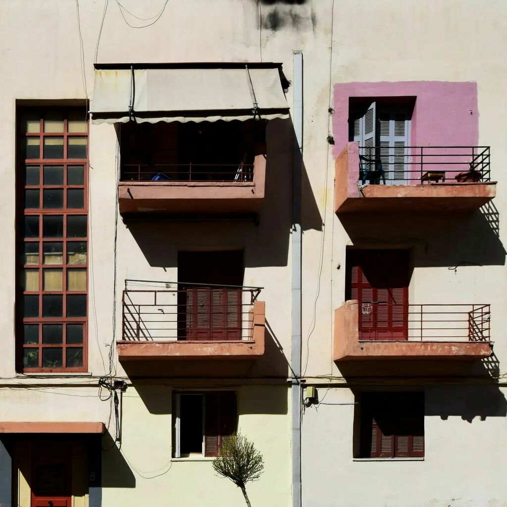 giusepperestarc's tweet photo. #neos #knosmos in #Athens 
#polykatoikia 
#apartment 
#block 
-
#facade #project #pattern #architecture https://t.co/p2ZCTJpj9W