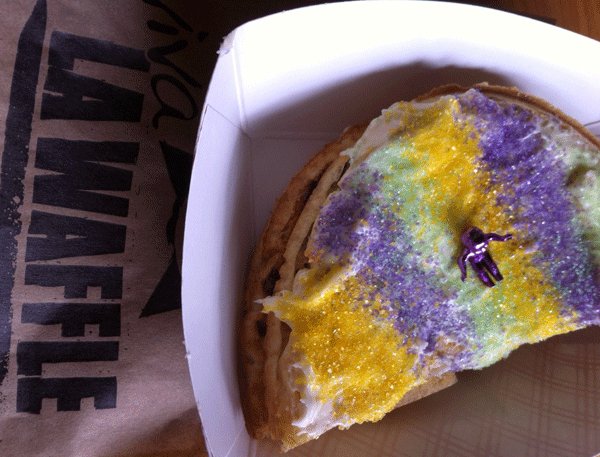 vivalawaffle's tweet photo. IF YOU WERE A KING CAKE WAFFLE, what would you stuff yourself with? Raspberry? Lemon? Nutella? Cream Cheese? Fig? Something cool we don't even know about? Comment below and leave use your thoughts and suggestions? Maybe it'll appear next month! 
#VivaLaWaffle #holdontoyourbuns https://t.co/fjDwTYXlEF