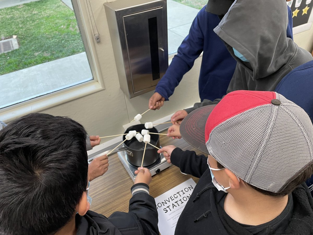 Stephanie Alder (@ms_alder) on Twitter photo Roasting marshmallows to test out which method of heat transfer will work the best! 😊 <a href="/JKniseley1/">joe kniseley</a> <a href="/FallbrookStem/">Fallbrook STEM Academy</a> <a href="/BridgidMurray/">Bridgid Murray</a> Roasting marshmallows to test out which method of heat transfer will work the best! 😊 <a href="/JKniseley1/">joe kniseley</a> <a href="/FallbrookStem/">Fallbrook STEM Academy</a> <a href="/BridgidMurray/">Bridgid Murray</a>
