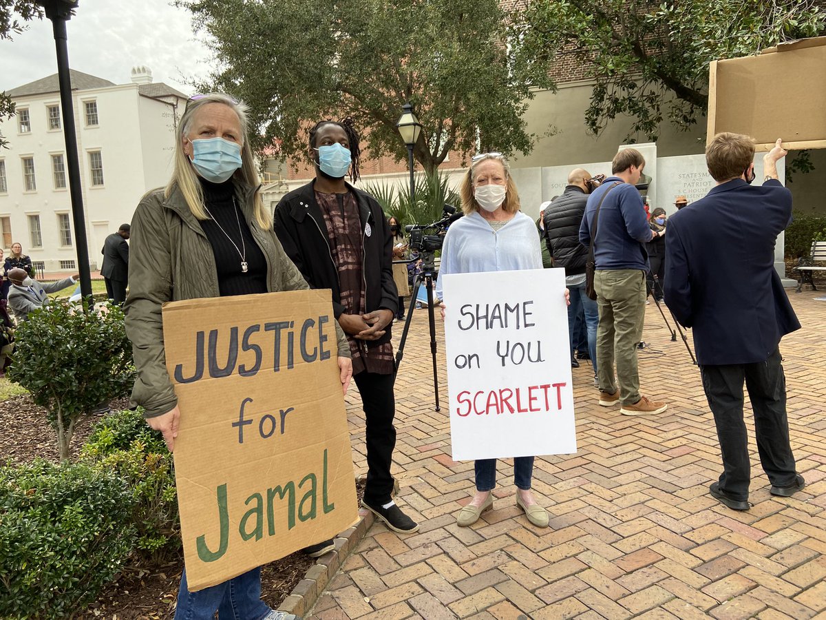 BlairSabolTV's tweet photo. As seen in front of the Ninth Circuit Solicitor’s office #JamalSutherland (warning: some explicit language) https://t.co/FmsJLT1CZz