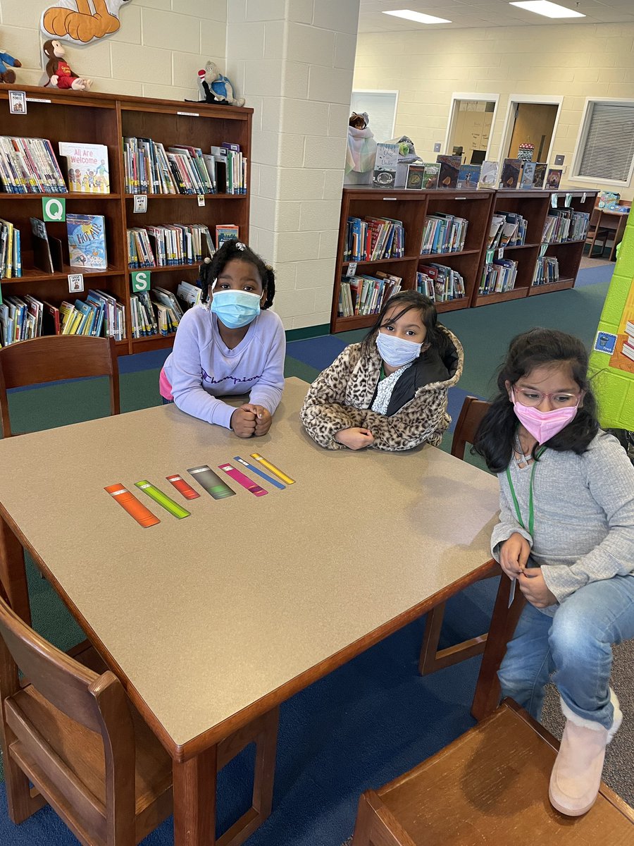PrimarilyMedia's tweet photo. First Grade Students are working hard in the media center to organize the book call numbers in ABC order. #odellprimarypride #librarylife #library #callnumbers #mediacenter https://t.co/WWoeBiQeP5