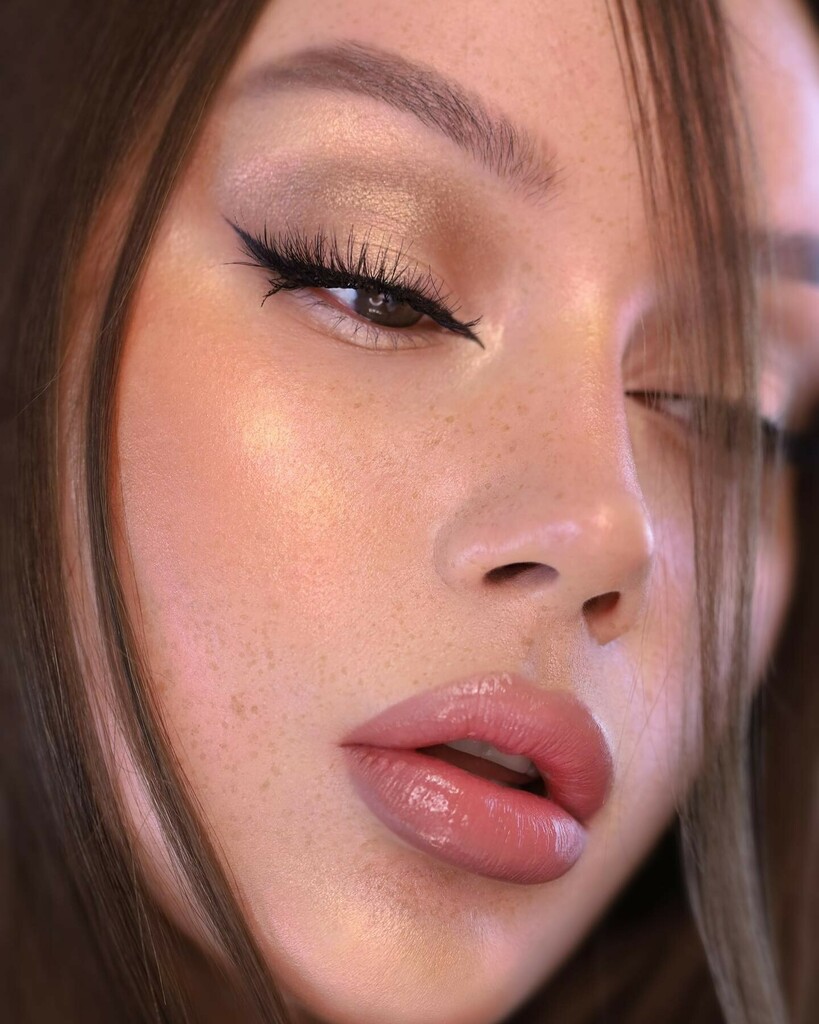 OFRACosmetics's tweet photo. Name a SZN to not DRIP in PUMPKIN PIE?✨⁠#wellwait ⁠
-⁠
📷: @olgadann https://t.co/Dw8SllMRsS https://t.co/kTxr3eZBM1