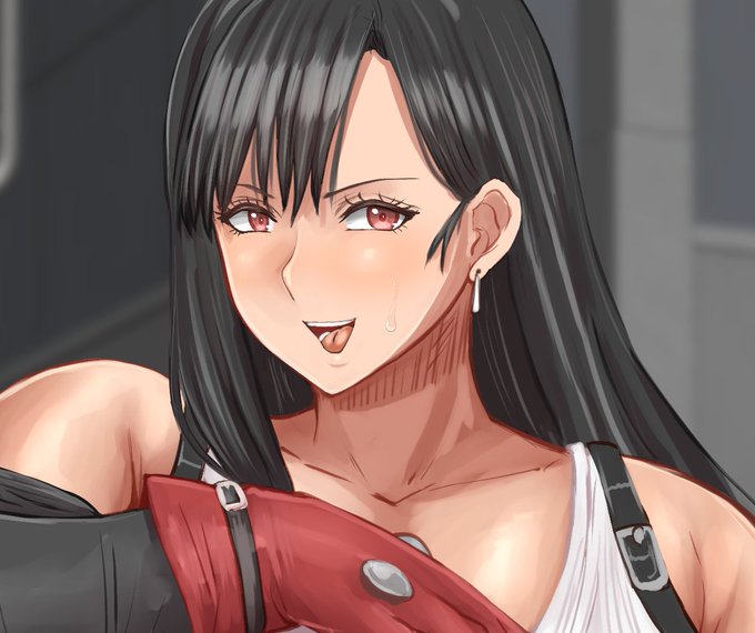 ティファを描いてる 