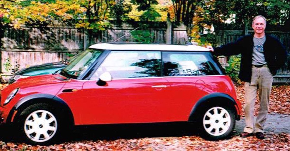 Ray Gricar had been gone from his home for 16 hours before his girlfriend called the police, 36 hours later the state police find Ray Gricar’s Mini Cooper in a parking lot in Lewisburg. The interior had been wiped clean.