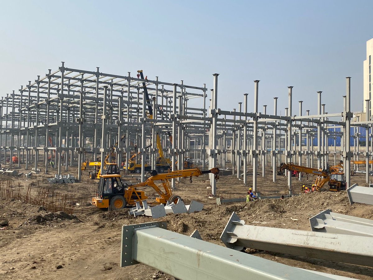 Under construction hospital at Shalimar Bagh, Delhi 
Huge structure is being erected using APL APOLLO hollow sections. This is the future of construction in India. 
Saving of time
Environment friendly 
⁦<a href="/ishmohit1/">ishmohit</a>⁩