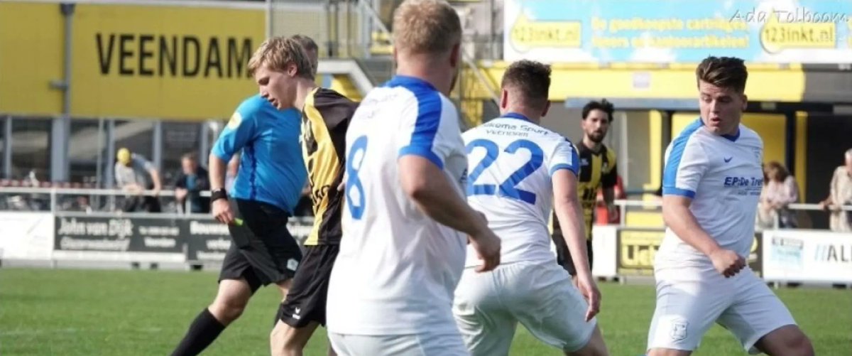 Dinand de Jonge (Veendam 1894) loopt niet naast zijn schoenen - Amateurgras