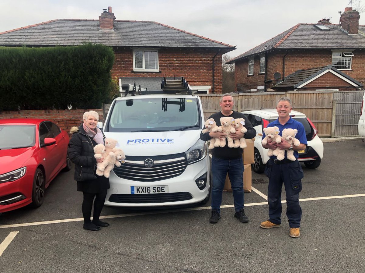ProtiveSecurity's tweet photo. During the festive period, we donated Splodge Teddies for Warrington & Halton Hospitals for children who sadly would've been spending Christmas time in the hospital. #NHS #Warrington #Hospital #Christmas #Protive #Security https://t.co/ID3t7Pd1l6