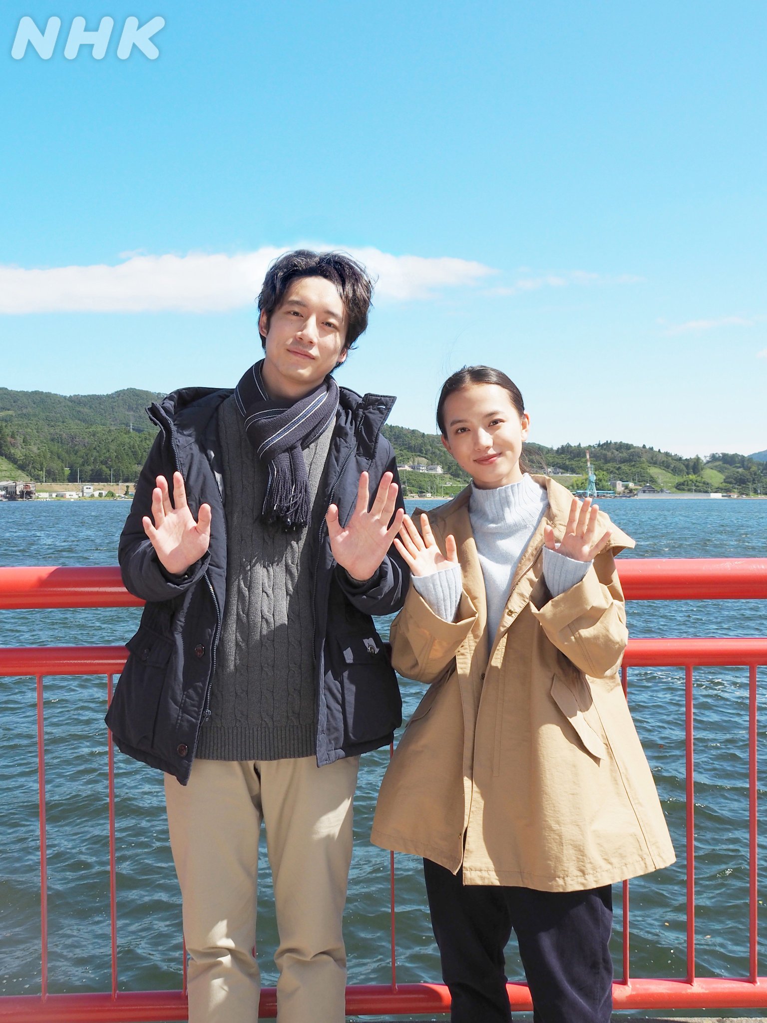 なるこ様 おかえりモネ 公式twitterを閉める事は覚悟してたけど この写真 の意味は さよなら 今までありがとう でも またね だと思いたい W だって 22年7月に 菅モネ が再会するんだから だから 一旦お別れなんだ