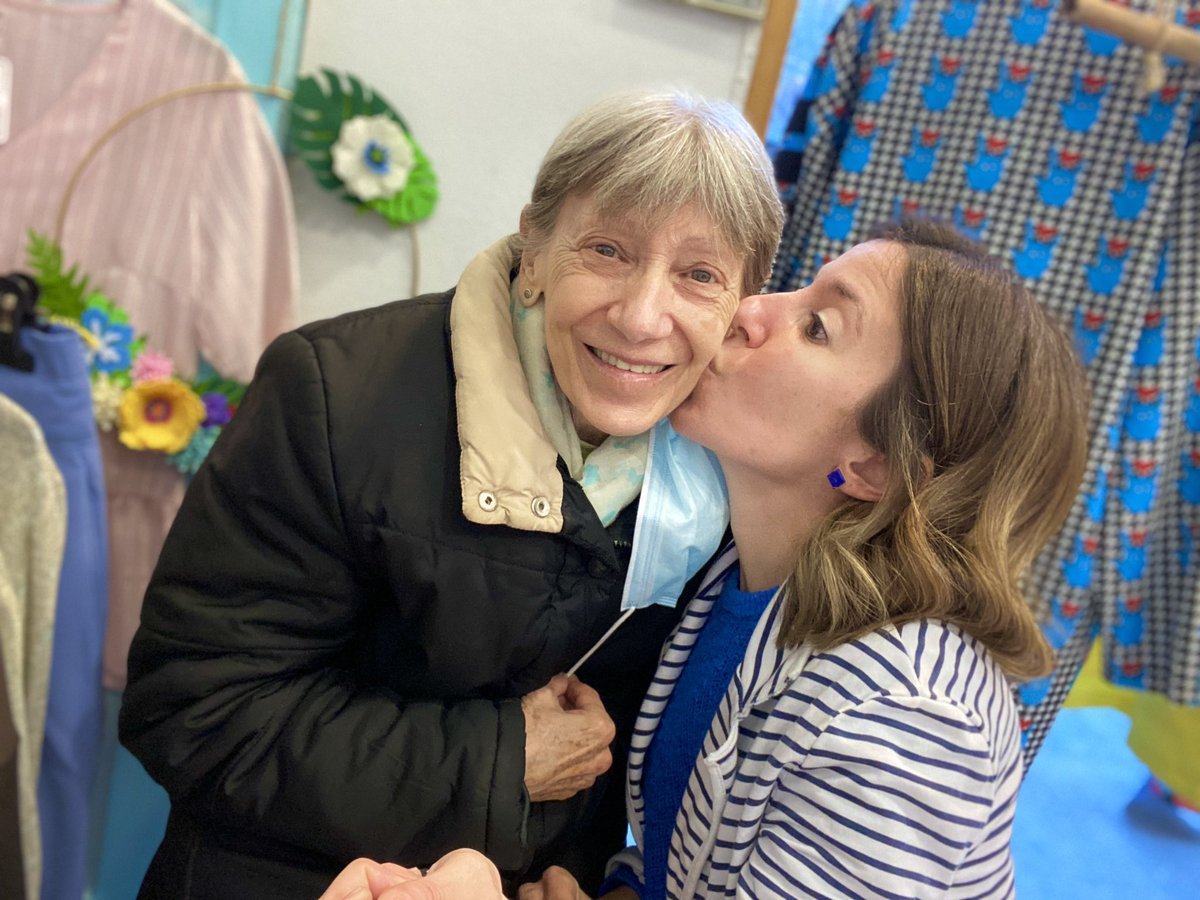 freginals82's tweet photo. Sigue brillando allá arriba, mami. 🌟♥️🌈 https://t.co/Kz96lTWhL4