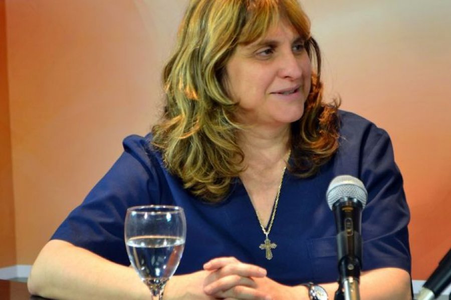 📻La escuchaste a la ministra de deportes de la provincia <a href="/AlePiedecasasOk/">Alejandra Piedecasas</a> 🎙️|| Por Chapelco Radio 106.1📻
