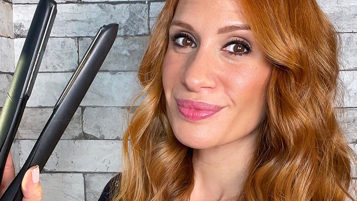 ghdspain's tweet photo. #ghdHairTutorials Cuando ya pensábamos que lo sabíamos todo de nuestras herramientas, Patrizia Sánchez nos sorprende con una nueva técnica para conseguir un look de ondas suaves con la styler #ghdgold 🤩
👉 #Tutorial Ondas suaves en Instagram: https://t.co/9wNpxuxfNr https://t.co/AyGkg4wX72