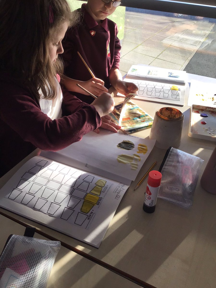 dartonclass7's tweet image. @DartonPrimary #DPS_art tint and shade technique in art today also looking at the effect of complimentary colours 👩‍🎨🎨