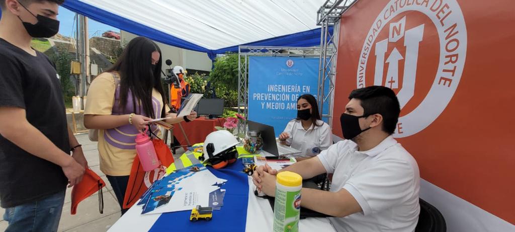 paceucn's tweet image. Último día Semana del Postulante UCN 📝

Si quieres conocer la oferta académica de nuestra universidad y resolver tus dudas directamente con el equipo PACE, asiste a nuestras sedes, tanto en Coquimbo como en Antofagasta, de 9 a 17 horas🙌🏻

¡Te esperamos!

#PACE #UCN #Admisión2022