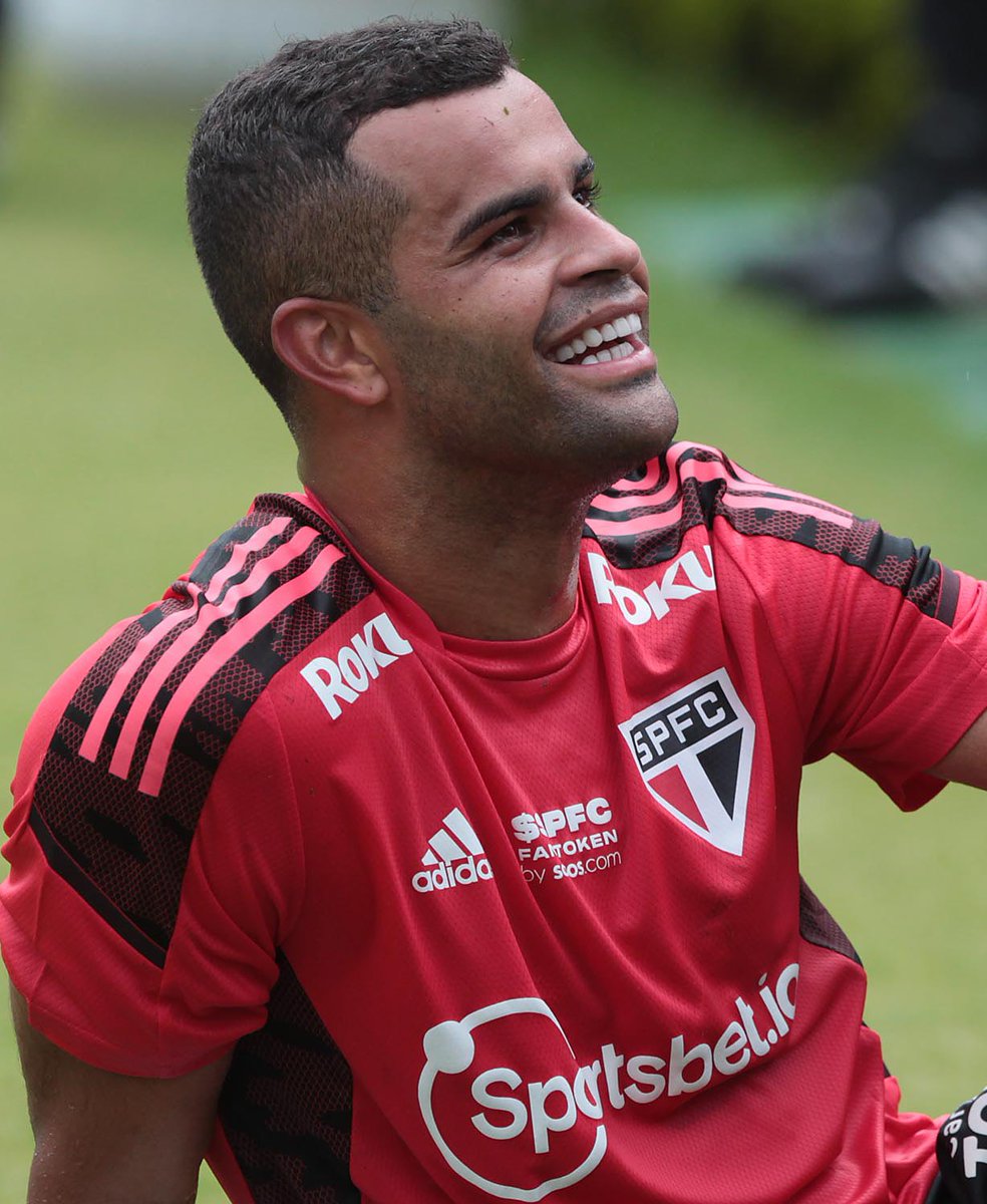 O mundo anda cada vez mais rápido, hoje saiu o poster do craque do Brasileirão 2022.