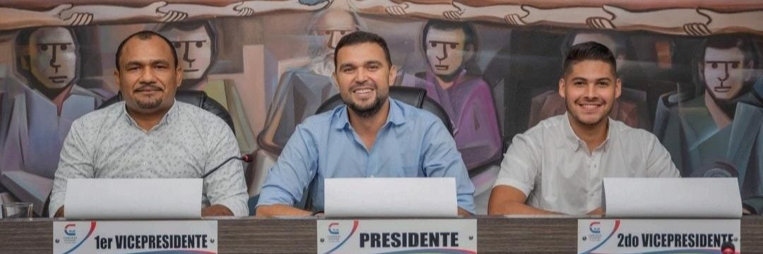 CristyRinconHar's tweet photo. HONORABLES CONCEJALES CONSEJO GRATIS...
CÓMO UDES TIENEN EL LISTADO ENGAVETADO Y Q DEBE SER PÚBLICO
NO ELIJAN A #ALEXRAMOS XQ ES DARLE UNA OLLA PRESION A MINORIAS LIBERALES, Q NO LES PASE LOS D LOS DIPUTADOS Q @omarlozanof HASTA EL 31 D DICIEMBRE ESTA PIDIENDOLES PAPELES #QHORROR https://t.co/90QPBH1pHI