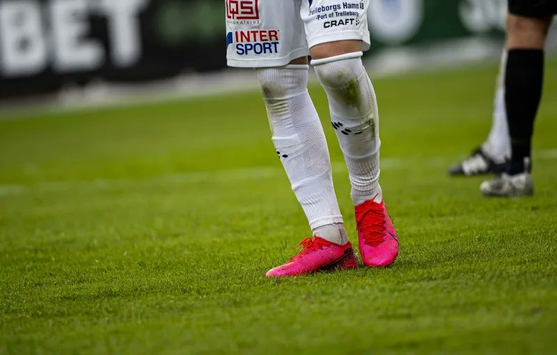 tffdirekt's tweet photo. Träningsmatcher 2022. https://t.co/CsNE3Vg9jr #viärtff #tffherr #tffdam #superettan #twittboll https://t.co/sN0nkswKQI