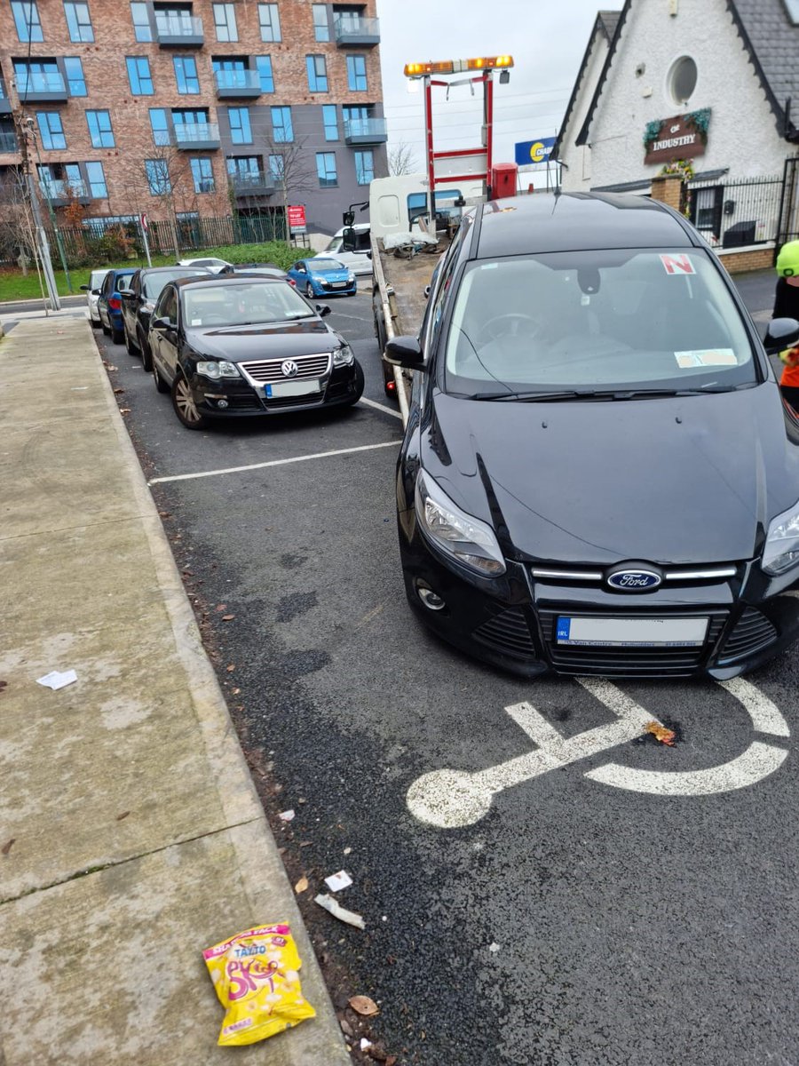 GardaTraffic's tweet image. Santry Roads Policing Unit seized this car today after finding it parked in a disabled parking bay with no disabled parking disc. 

Proceedings to follow. 
#SaferRoads
